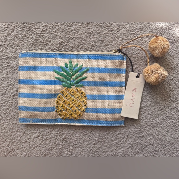NWT Tommy Bahama & Kayu collab pineapple woven clutch - Picture 1 of 6